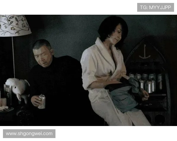 演技的“老炮儿”,时代的“弄潮儿”:秦海璐的荧屏魅力与时代印记 演技的“老炮儿”,时代的“弄潮儿”:秦海璐的荧屏魅力与时代印记